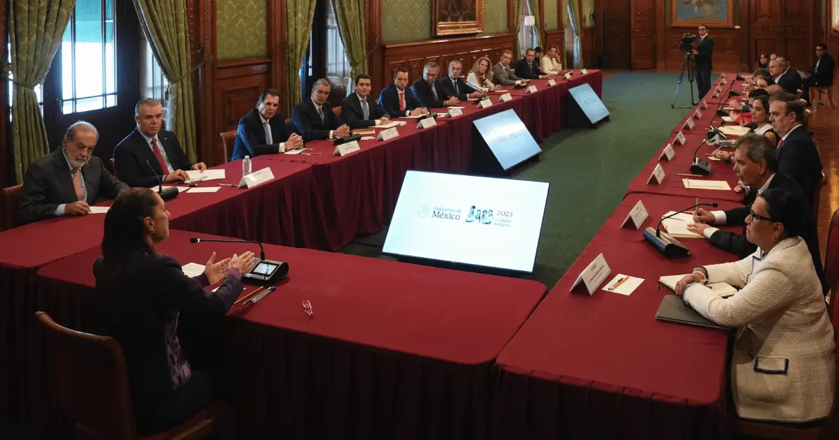 Gobierno y sector privado acuerdan acelerar proyectos rumbo al Plan México Claudia Sheinbaum Pardo