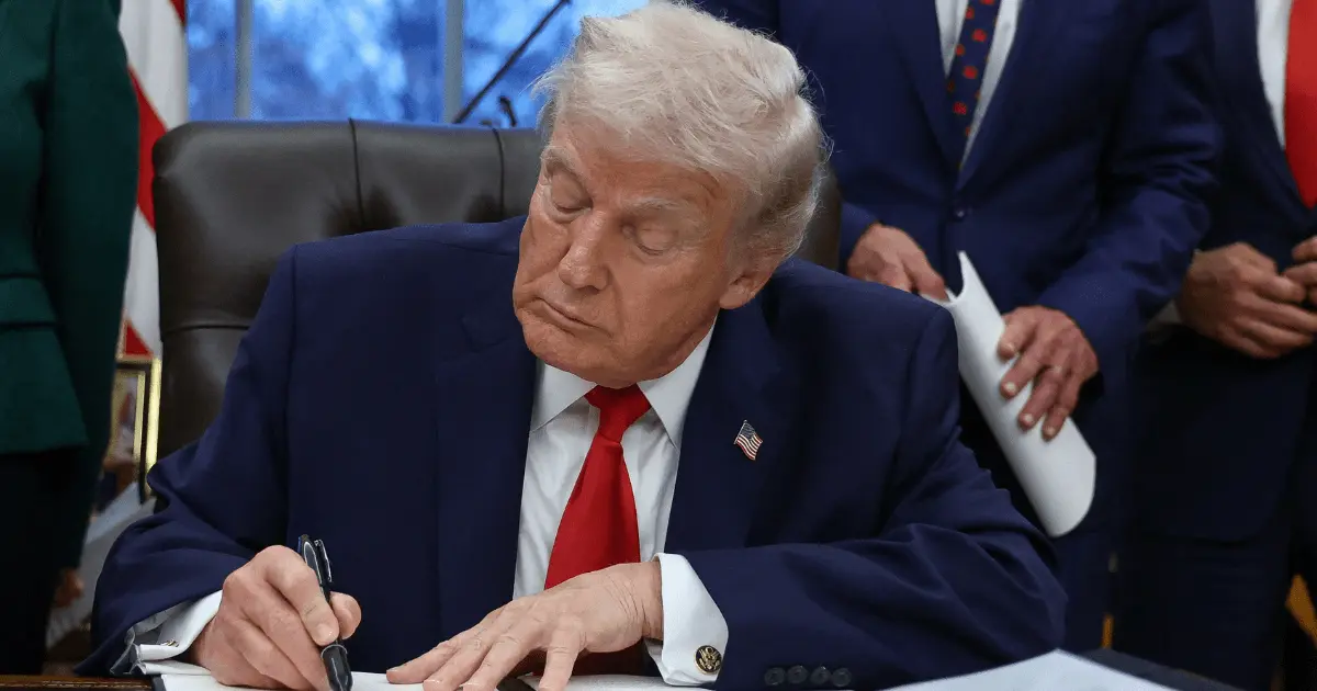 Trump impondrá aranceles a países que vendan petróleo a Cuba Trump. | Foto: Reuters