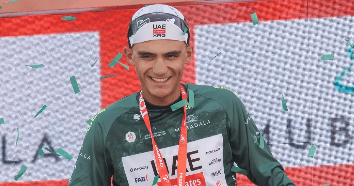 Isaac del Toro sigue firme en el segundo lugar del UAE Tour 2026 tras la cuarta etapa Isaac del Toro sigue firme en el segundo lugar del UAE Tour 2026 tras la cuarta etapa