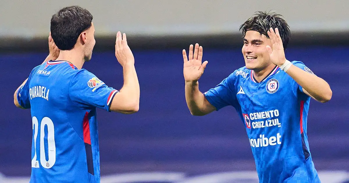 Cruz Azul golea a Necaxa, amarra el millón de dólares y enfrenta a Atlas en la liguilla Foto: Mexsport