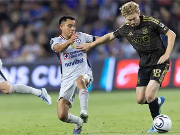 Imagen de la nota: Cruz Azul, a lograr la hazaña o quedar fuera; América con ganar avanza a semis de Concacaf