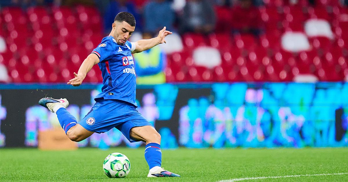 Erik Lira se despidió de Cruz Azul: Siempre va estar en mi corazón Foto: Mexsport