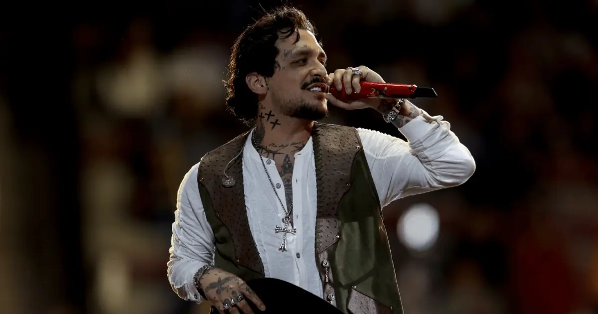 Christian Nodal habría descubierto presunto robo millonario de sus padres, según reportes Nodal. Foto: Cuartoscuro