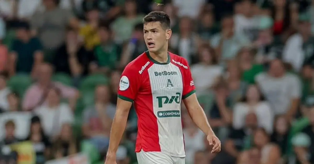 Alarma en el Tri; César Montes salió lesionado en Lokomotiv; Luis Chávez fue titular con Dinamo Foto: Cortesía